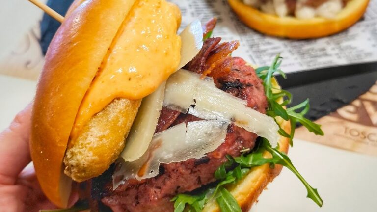 Delizioso Panino Americano: Un Gustoso Viaggio Nel Cuore Della Cucina USA