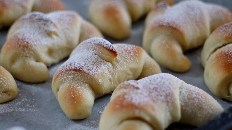 Ricetta Brioches Vuota: Gustose e Leggere Solo 120 kcal