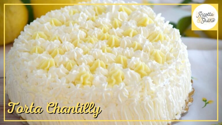 Deliziosa Torta Pan di Spagna con Crema al Limone e Panna