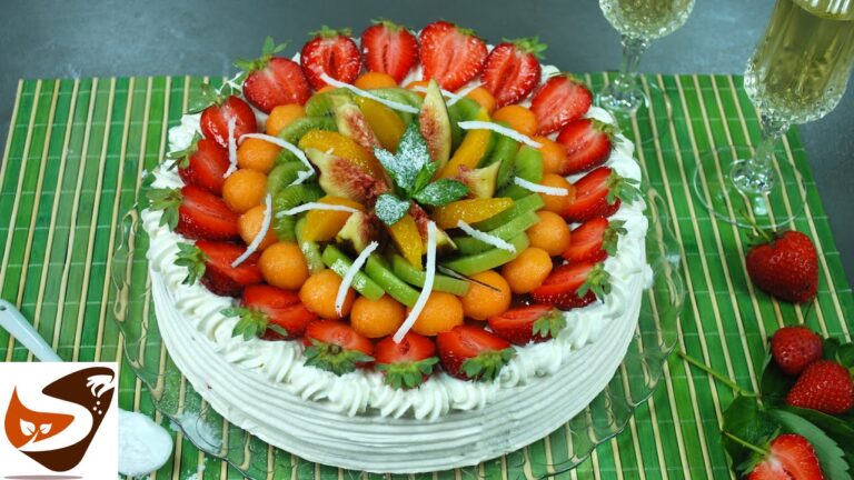 Torta alla Frutta con Pan di Spagna e Crema Chantilly: Ricetta Perfetta