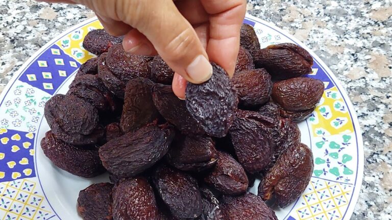 Benefici delle prugne nere per la riduzione delle calorie