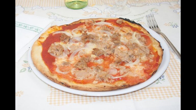 Pizza Tonno e Cipolla Senza Mozzarella: Ricetta deliziosa e leggera