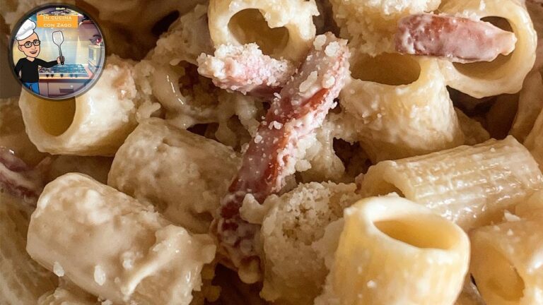 Pasta con Speck, Pomodorini e Philadelphia: Un Gusto Irresistibile